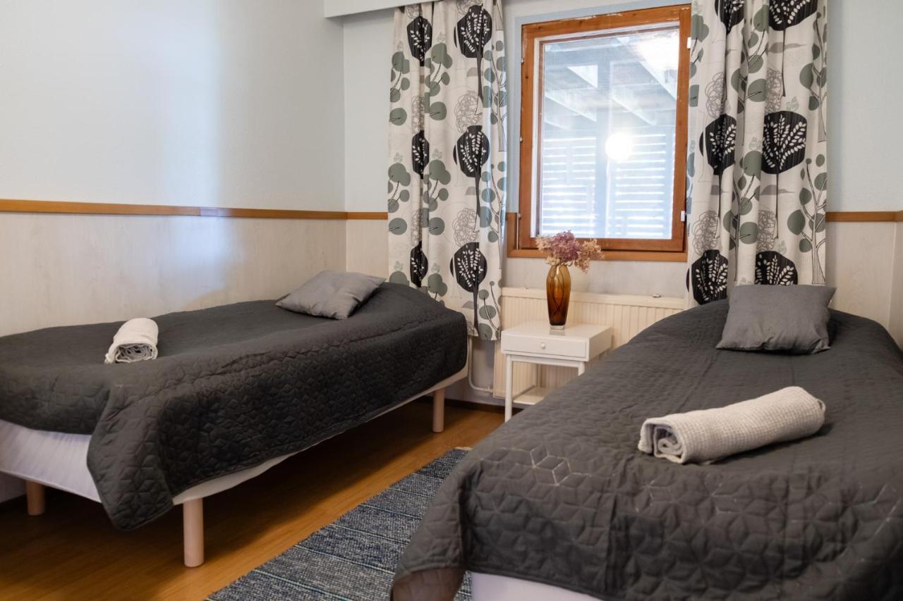 Bed & Breakfast Restaurang Sybarit Houtskar 外观 照片