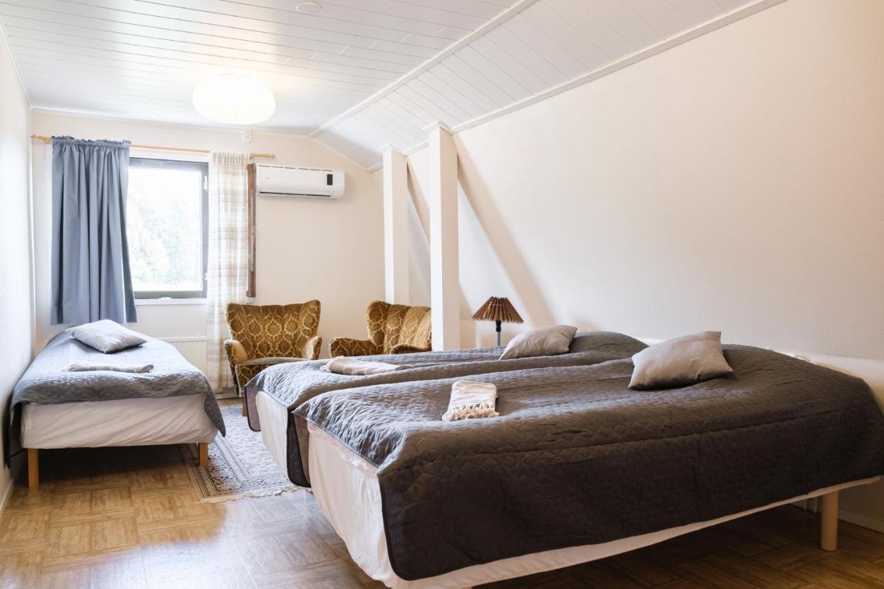 Bed & Breakfast Restaurang Sybarit Houtskar 外观 照片